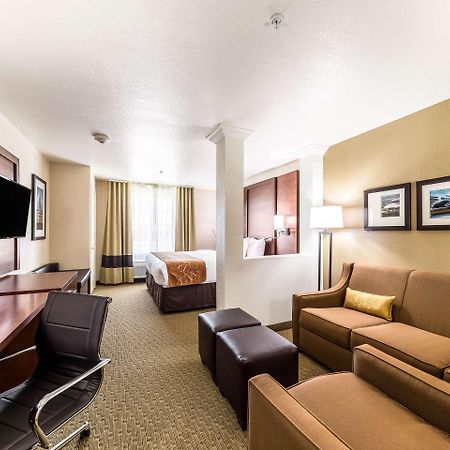 Comfort Suites Grand Prairie - Arlington North Exterior foto