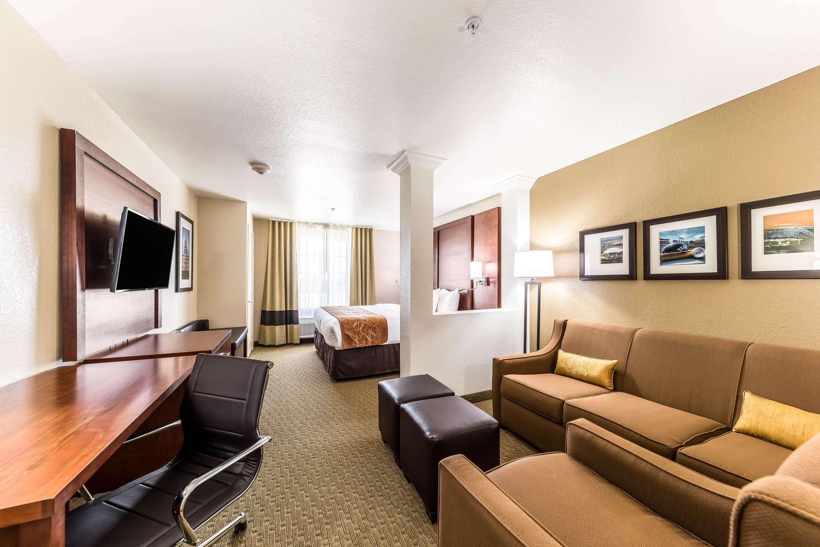 Comfort Suites Grand Prairie - Arlington North Exterior foto