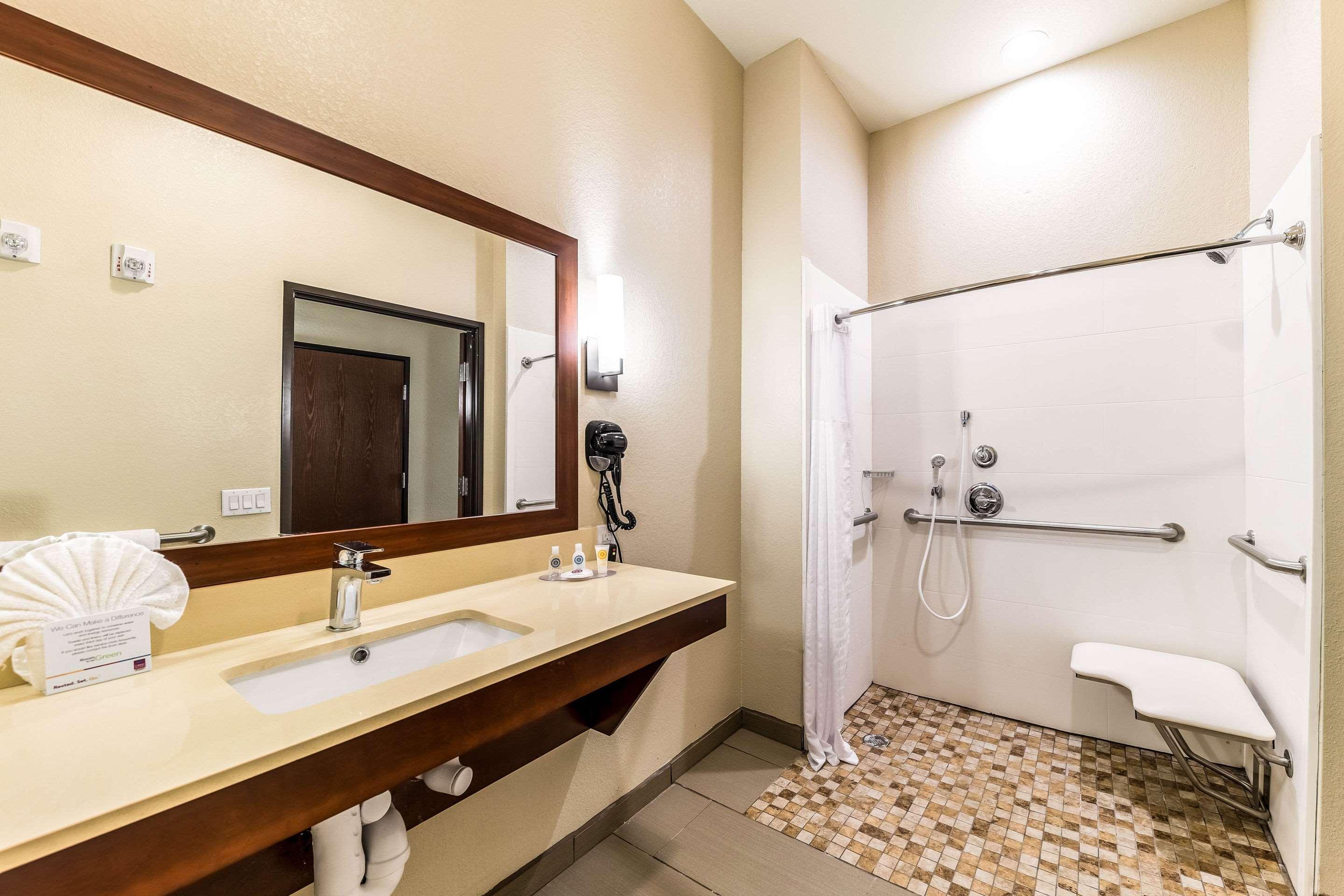 Comfort Suites Grand Prairie - Arlington North Exterior foto